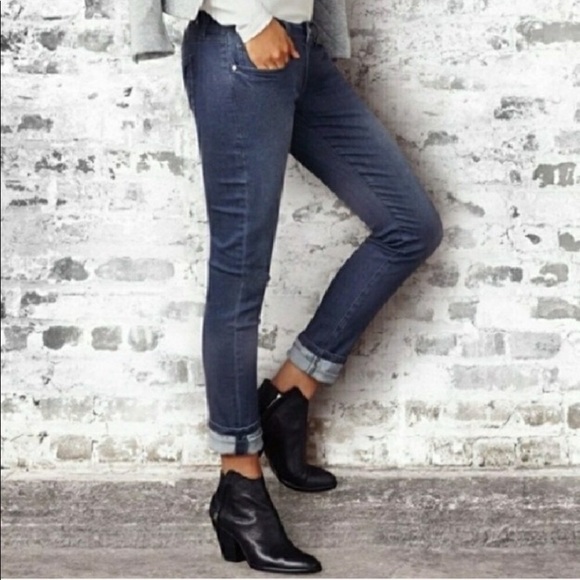 CAbi Denim - Cabi sz 6 Boyfriend Slim Grey Jeans